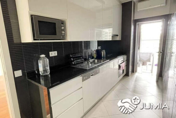 Vende-se apartamento T3 no condomínio Xiluva jardim na Sommerschield