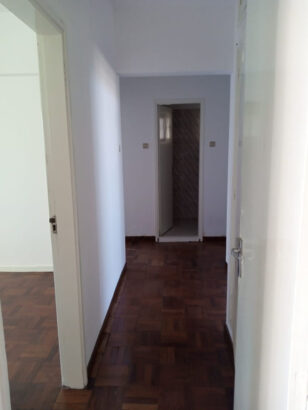 Apartamento t4 em frente  HCM polana