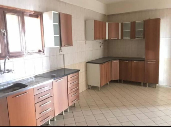 VENDE-SE APARTAMENTO T3 COM 2 SUITES PRÉDIO SEMI-NOVO