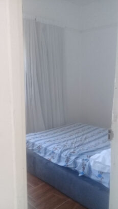 Arrendo flat tipo-2 com móveis no bairro Alto Mae