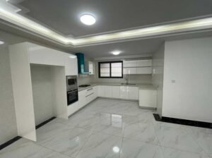 Apartamento T4 en Alquiler en Karibu