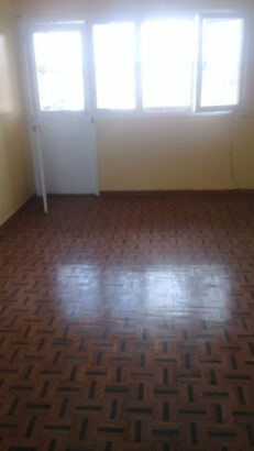 Vendo flat tipo-2 pronta habitar bairro Central