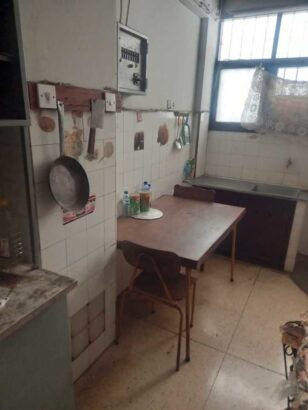 B. Central, Vende-se Flat T2 Bem espaço