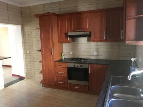 ARRENDA-SE luxuosa apartamento tipo3 na sommerchield2 na avenida julius nyerere  , apartamento espaçoso pronta a habitar marque já a sua visita