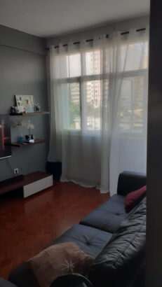 Vende-se apartamento tipo 3 no 5 andar  sem elevador no bairro central  na av. Karl max esquina com a marie guambi