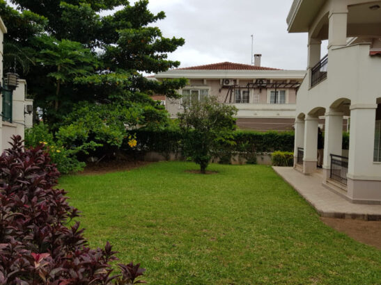 VENDE-SE MORADIA T4 NO CONDOMÍNIO GARDEN PARK NA MATOLA