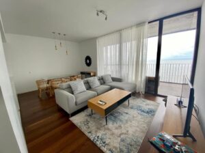 1 bedroom apartment for rent in JN 130 with sea view