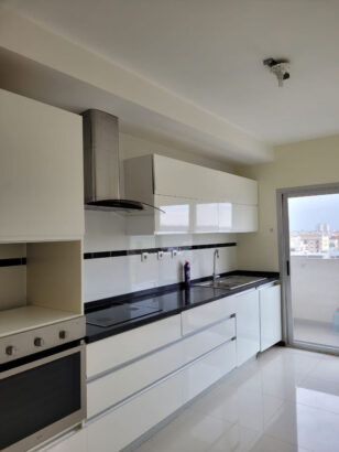 Vende-Se Apartamento T3 No Prédio Open