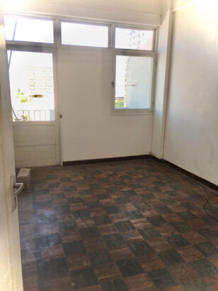 Vende-se um apartamento t2 dentro da cidade