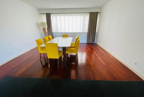 For sale Apartment T3 in Xiluva Grande BNI, Av. Julius Nyerere, Sommerschield 2, near Universidade Eduardo Mondlane