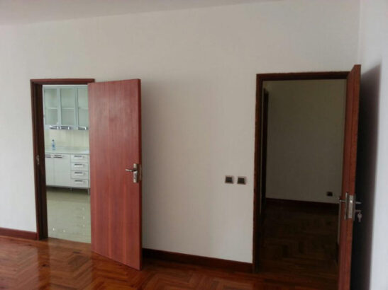 Vende-se Luxuoso Apartamento Tipo 3 na Polana_Proximo a Interfranca