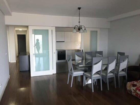 Grande oportunidade de investir Apartamento T3 Semi-Mobilado no Condomínio Maresias.