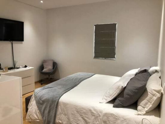 APARTAMENTO T3 MOBILADO NO JACARANDÁ POLANA