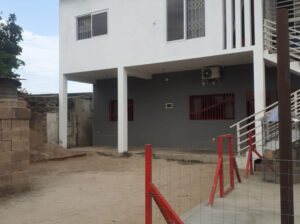 Arrenda_ se  Bairro: mikadjuine, Av: Angola, próximo a esquadra ,Apartamento  super espectacular* 2 quartos