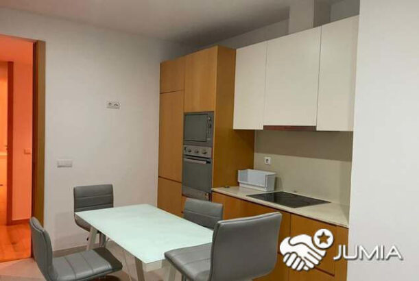 Arrenda-se apartamento T3 mobilado no Jacaranda