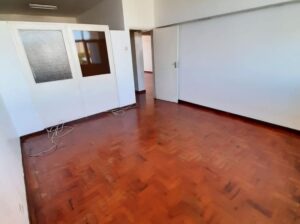 Vende se apartamento t2+1 no 6andar