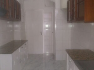 Arrenda-se apartamento t3 no bairro coope