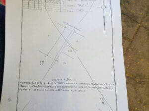 Vendo moradia na avenida  Eduardo Mondlane próximo ao ministério da saúde