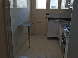 Vende-se luxuoso Apartamento T2 13⁰Andar Com Elevador Novo no Bairro Central