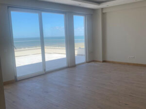 Vende-se apartamento na praia da Costa de sol* na marginal