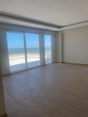 Vende-se apartamento na praia da Costa de sol* na marginal