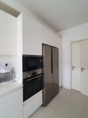 Vende se apartamento t3 no edifício golf 6andar