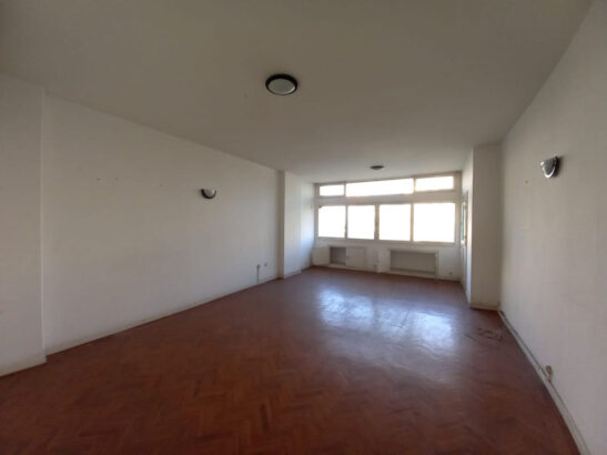 Vende-se Espaçoso Apartamento Tipo 3 na Polana_Av. Armando Tivane/Eduardo Mondlane