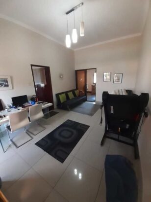 Arrenda-Se Flat Tipo 2, No Bairro Central, Av. Eduardo Mondlane,1⁰ Andar