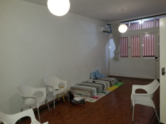 Vende-se Flat  T3  3•andar e último no bairro Central.