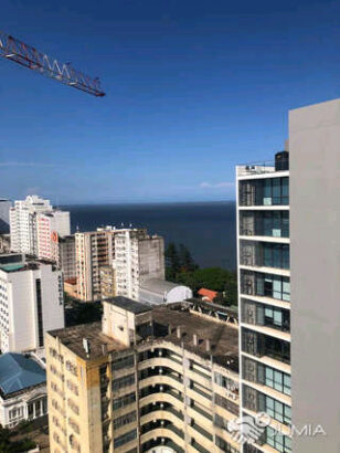 Arrenda-se apartamento T4 vista mar no condomínio Polana Plazza