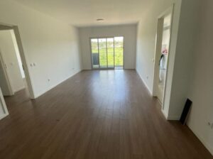 Vende se apartamento t3 no condomínio golf