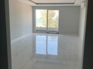 Vende-Se Apartamento T3 Moderno Na Marginal