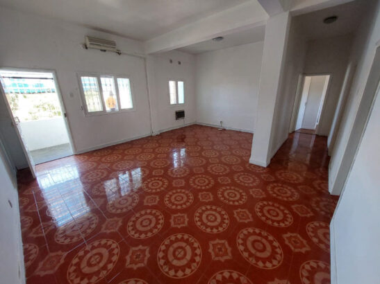 Vende-se Apartamento t3 Excelente no bairro central